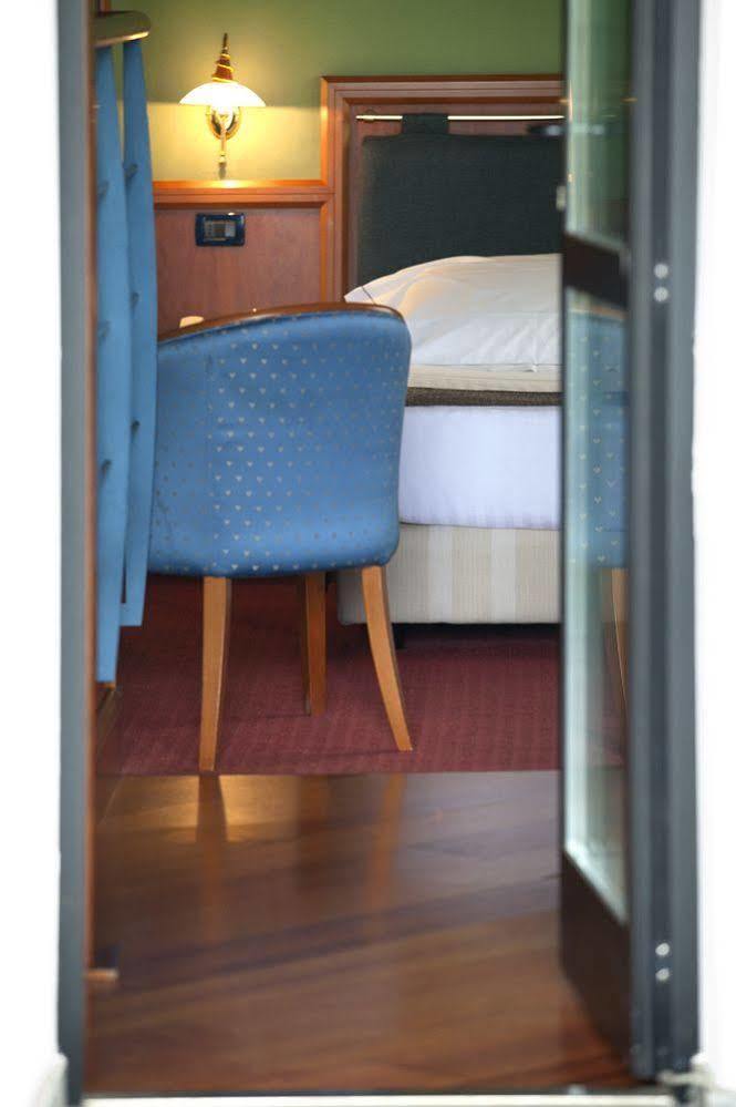 Arosio Hotel 4* Arosio